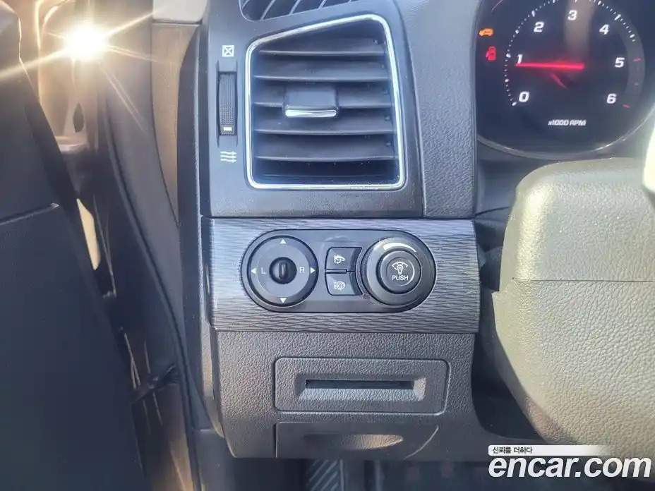 Chevrolet Captiva 2013 2.0 Автомат в Москве № 105850, фото 16