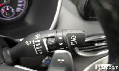 Hyundai Santa Fe 2023 2.5 Автомат в Москве № 108887, миниатюра 5