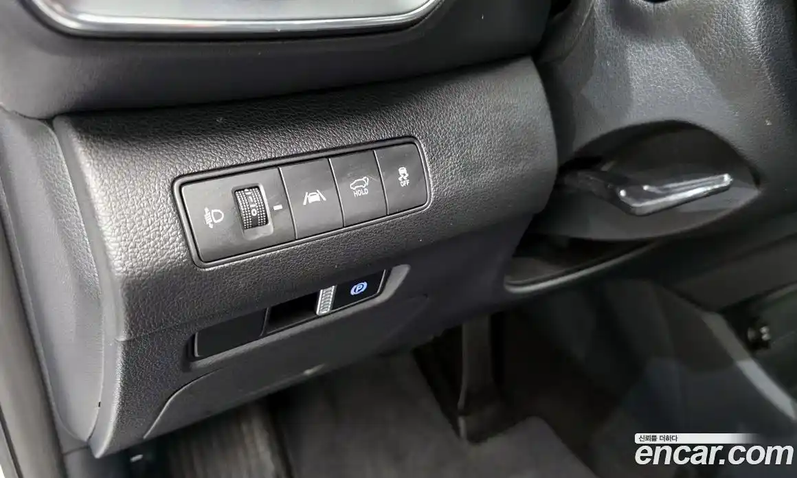 Hyundai Santa Fe 2023 2.5 Автомат в Москве № 108887, фото 6