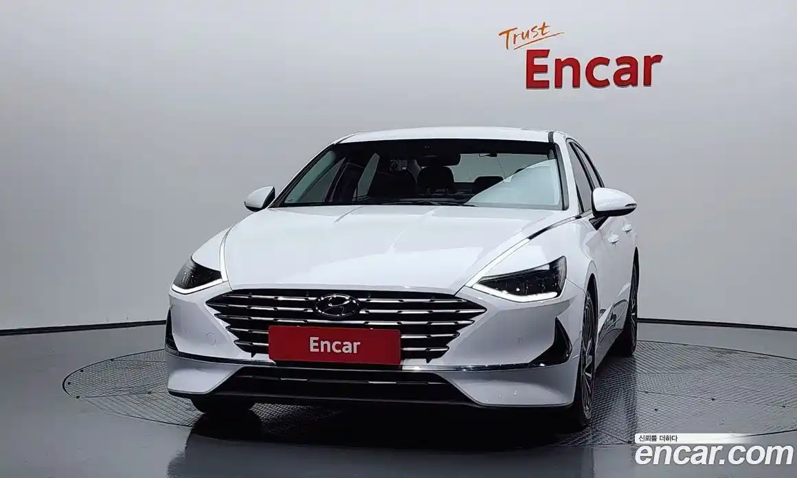 Hyundai Sonata 2023 2.0 Автомат в Москве № 109473, фото 3