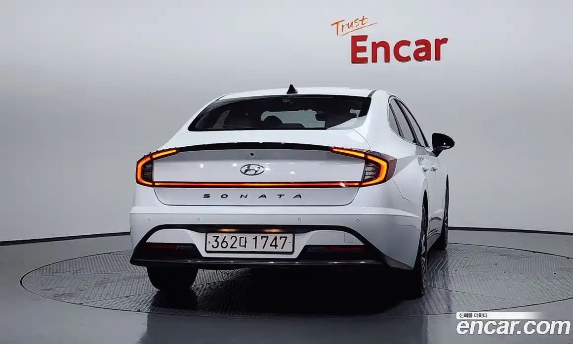 Hyundai Sonata 2023 2.0 Автомат в Москве № 109473, фото 4