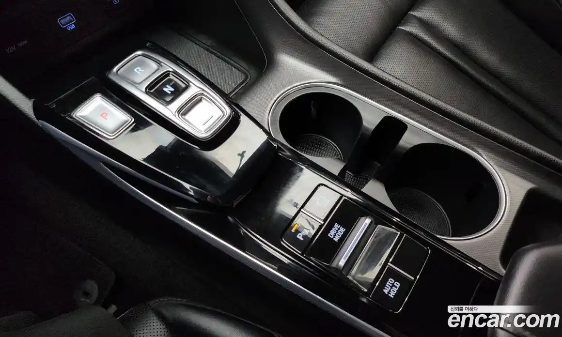 Hyundai Sonata 2023 2.0 Автомат в Москве № 109473, фото 9