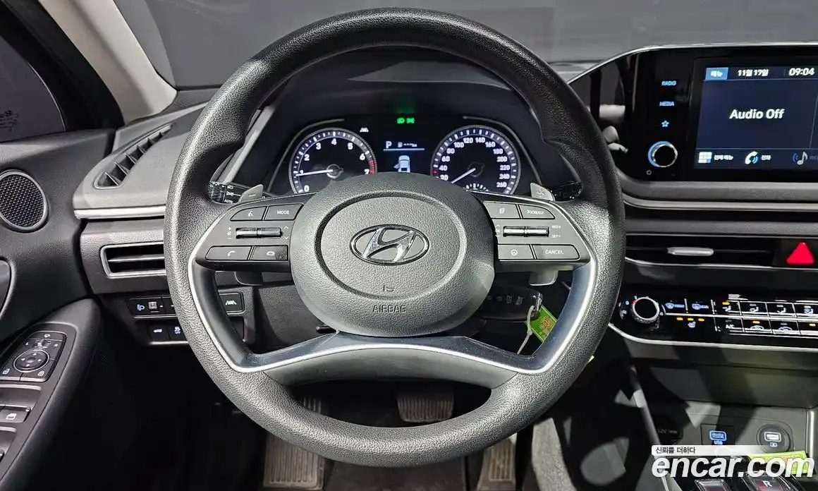 Hyundai Sonata 2020 2.0 Автомат в Москве № 112631, фото 14