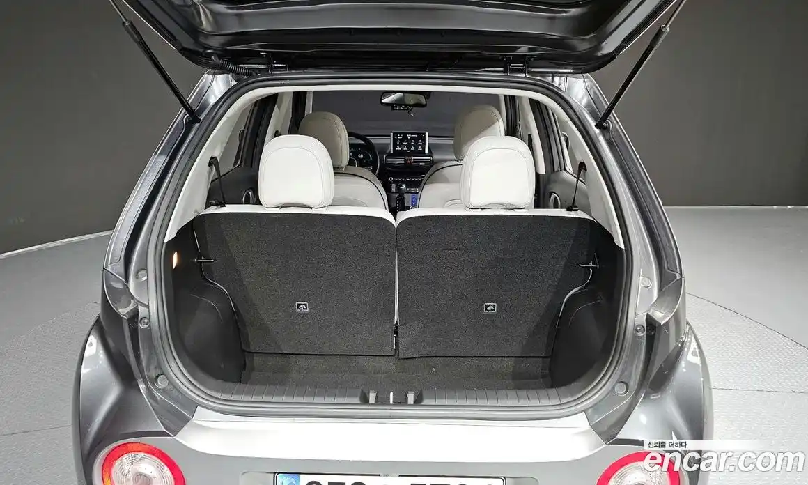 Hyundai Casper 2024 1.0 Автомат в Москве № 113115, фото 20