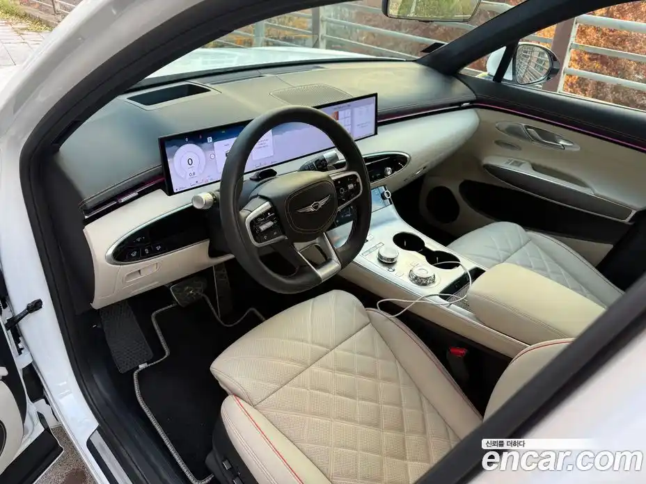 Genesis GV70 2025 2.5 Автомат в Москве № 113539, фото 9