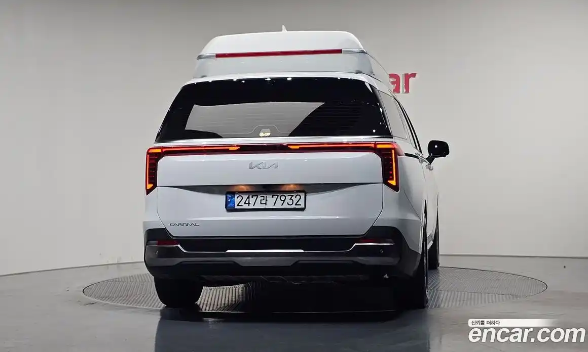 Kia Canival 2025 3.5 Автомат в Москве № 114942, фото 3