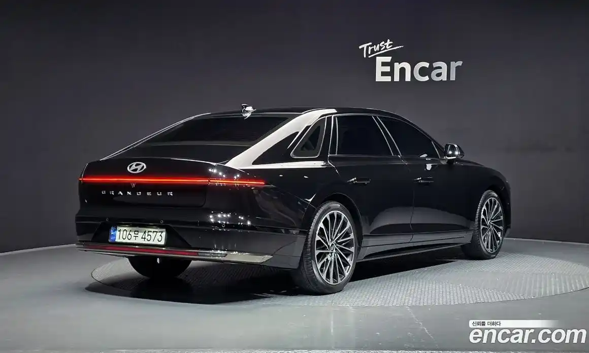 Hyundai Grandeur 2023 2.5 Автомат в Москве № 115109, фото 17