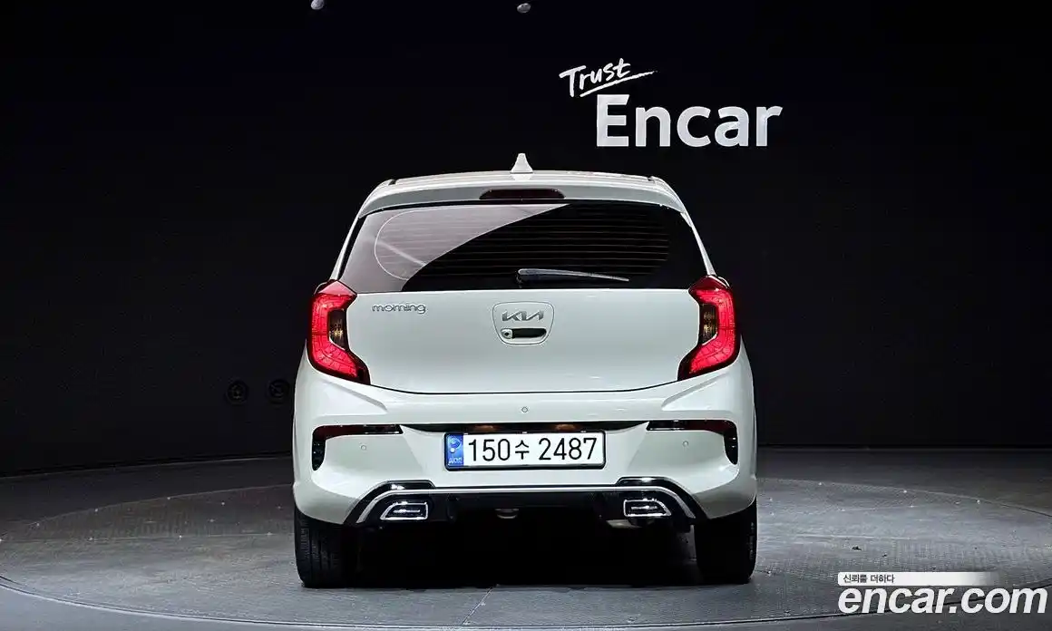 Kia Morning 2023 1.0 Автомат в Москве № 115570, фото 14