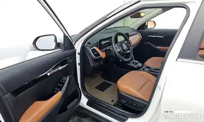 Kia Seltos 2024 1.6 Автомат в Москве № 119681, миниатюра 2