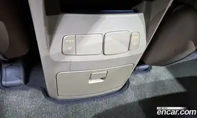 Kia Canival 2018 2.2 Автомат в Москве № 120476, миниатюра 11