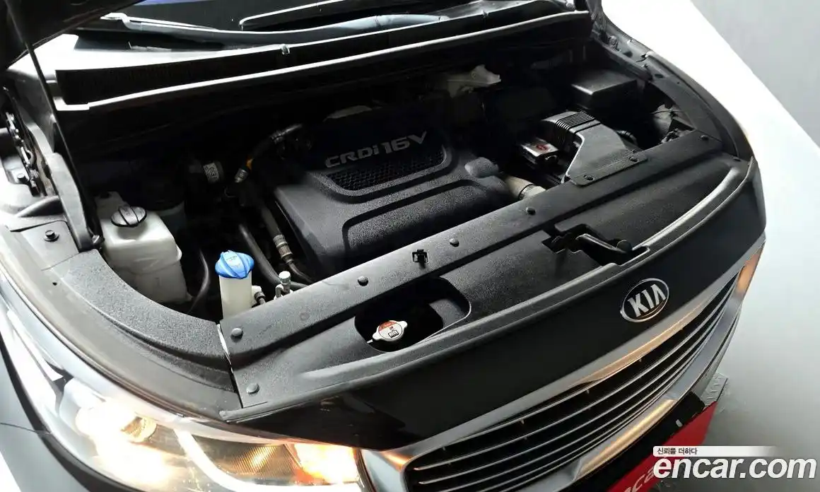 Kia Canival 2018 2.2 Автомат в Москве № 120476, фото 17