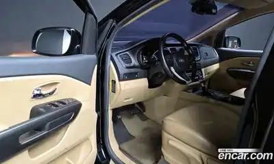Kia Canival 2018 2.2 Автомат в Москве № 120476, миниатюра 6
