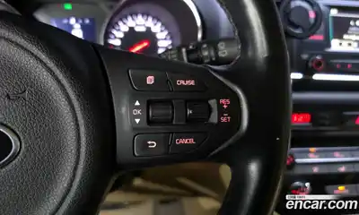 Kia Canival 2018 2.2 Автомат в Москве № 120476, миниатюра 7
