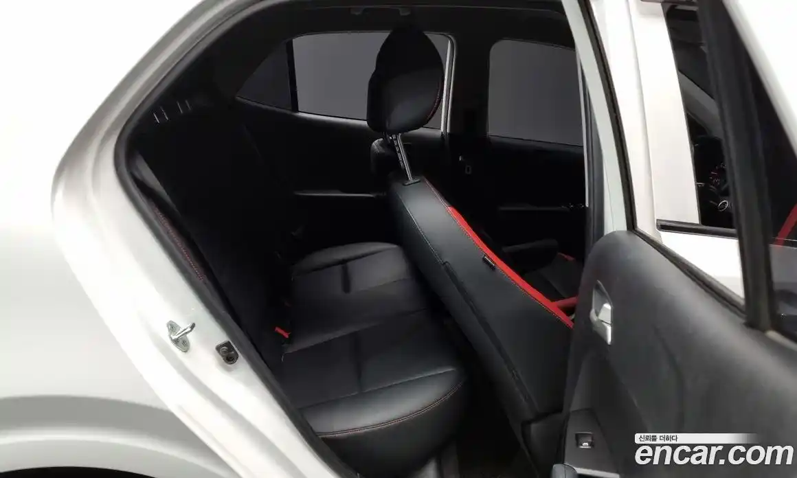 Kia Morning 2022 1.0 Автомат в Москве № 121160, фото 17