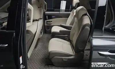 Kia Canival 2023 3.5 Автомат в Москве № 121511, миниатюра 12