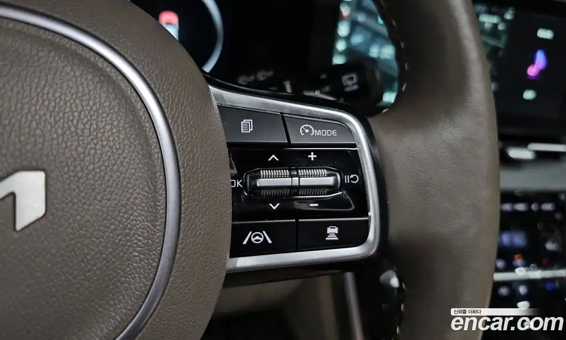 Kia Canival 2023 3.5 Автомат в Москве № 121511, фото 18