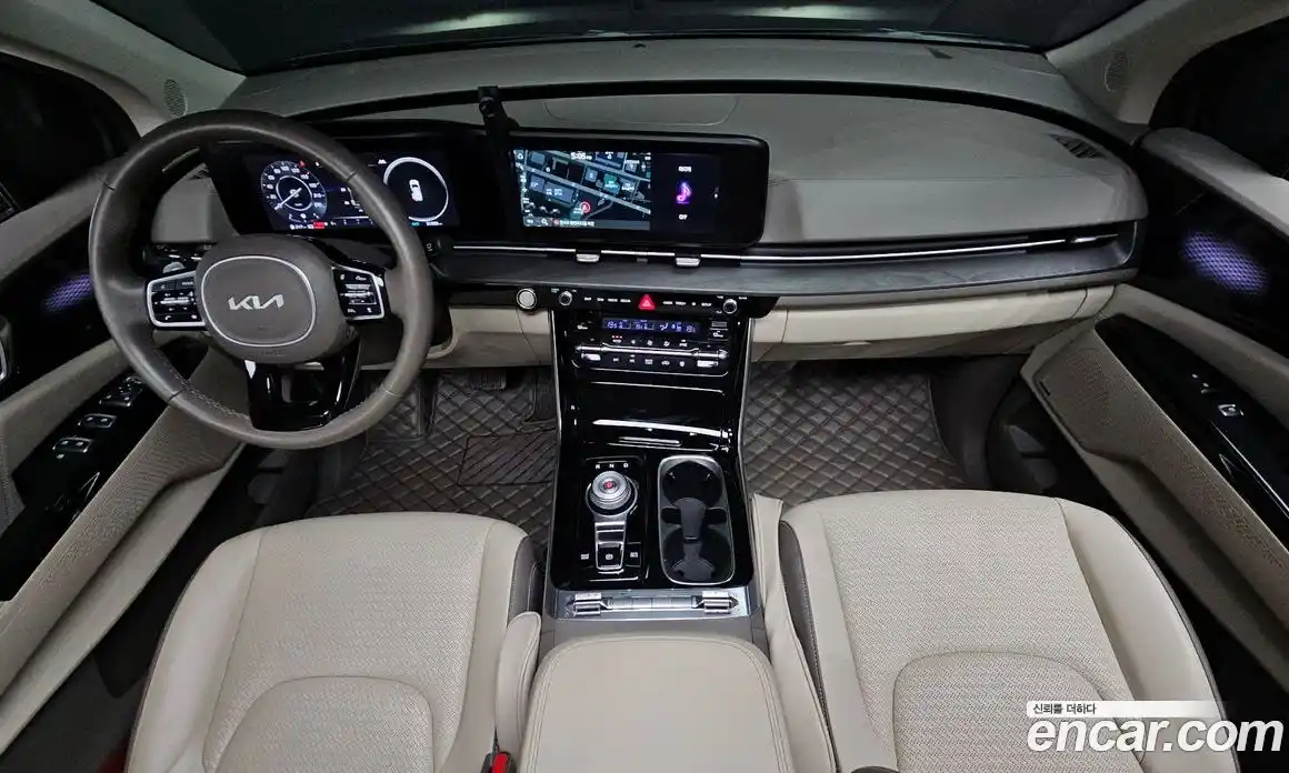 Kia Canival 2023 3.5 Автомат в Москве № 121511, фото 7