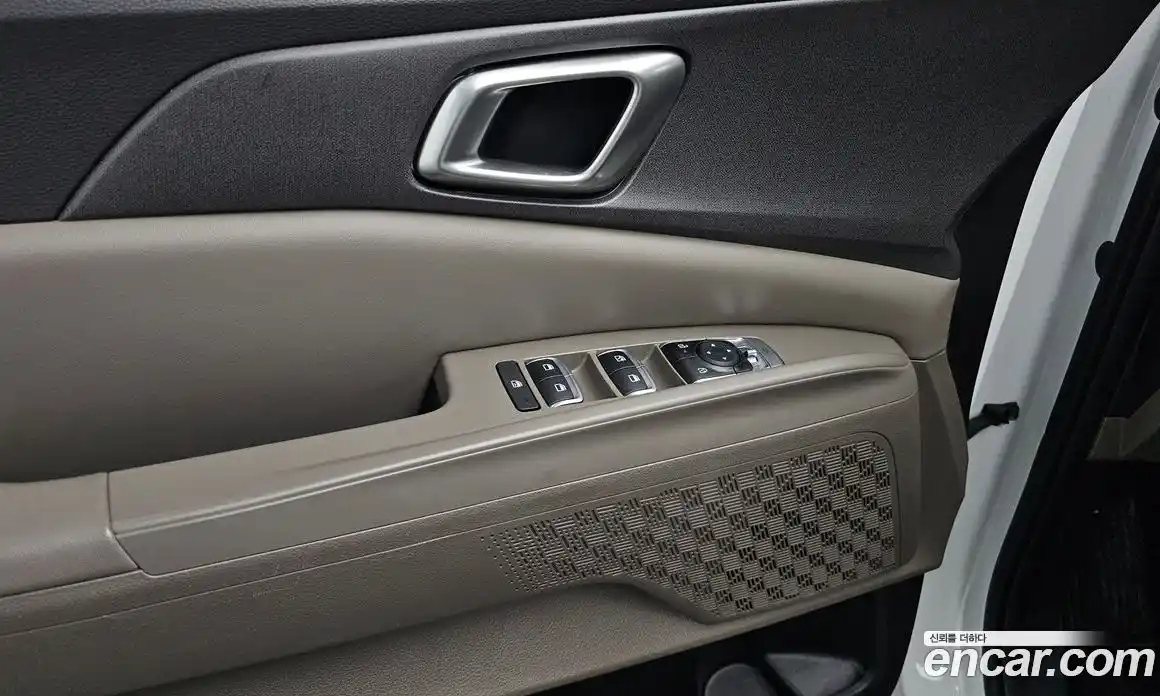 Kia Canival 2024 2.2 Автомат в Москве № 124041, фото 17