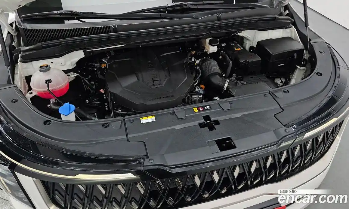 Kia Canival 2024 2.2 Автомат в Москве № 124041, фото 3