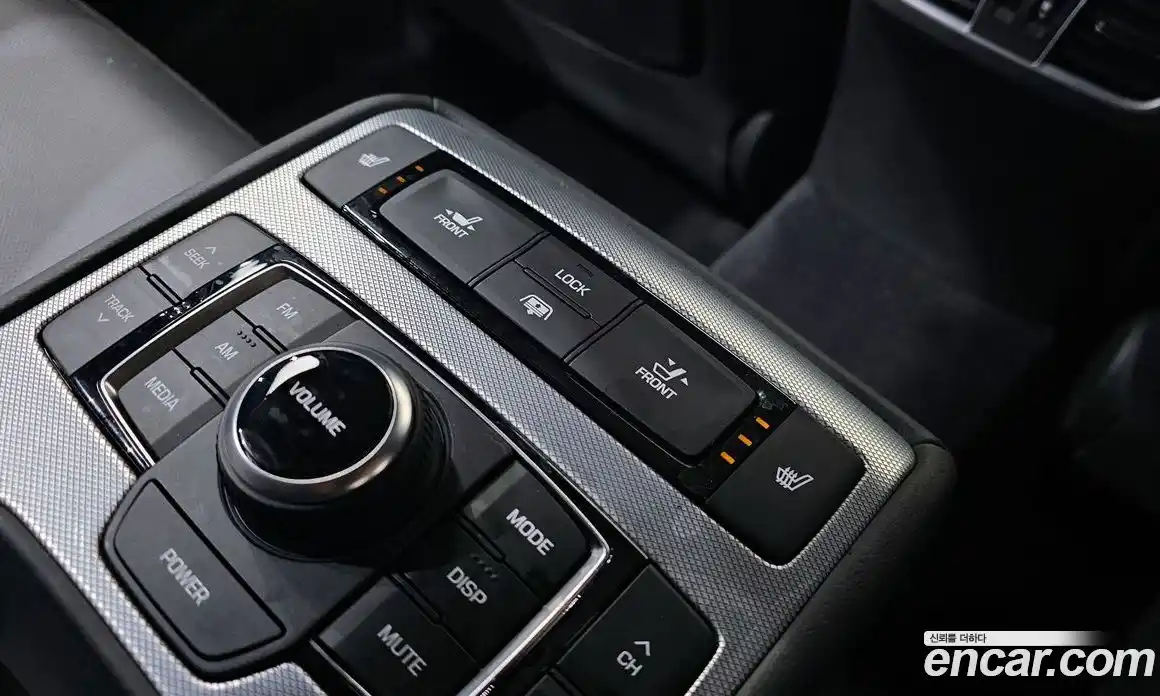 Genesis G80 2018 3.3 Автомат в Москве № 12807, фото 13