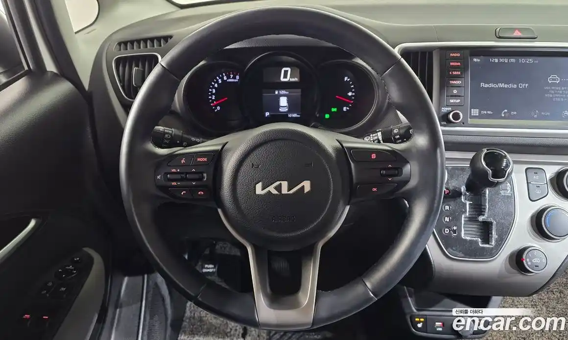 Kia Ray 2022 1.0 Автомат в Москве № 128129, фото 18