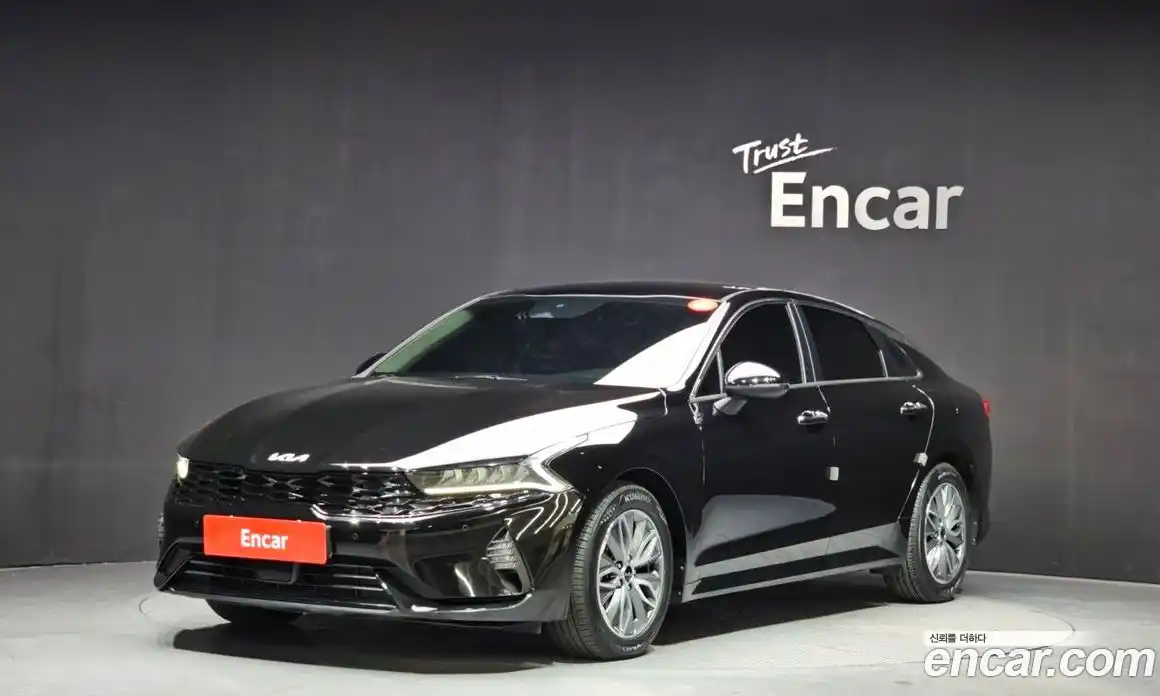 Kia K5 2022 2.0 Автомат в Москве № 131769, фото 1