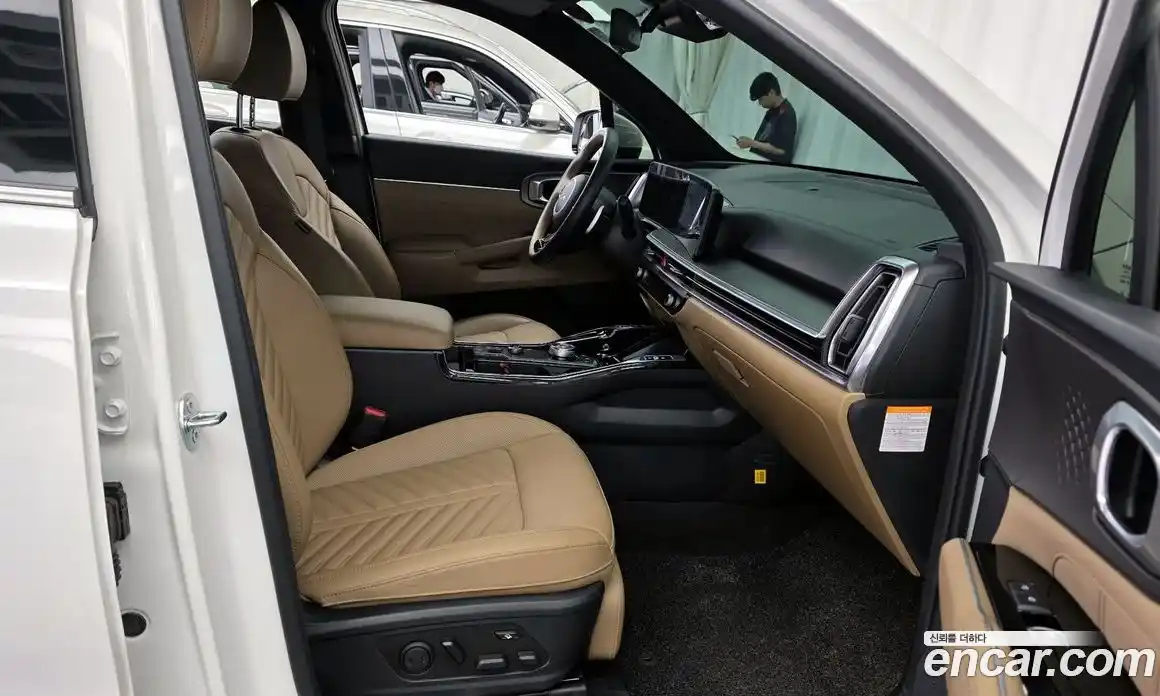 Kia Sorento 2024 1.6 Автомат в Москве № 131813, фото 12