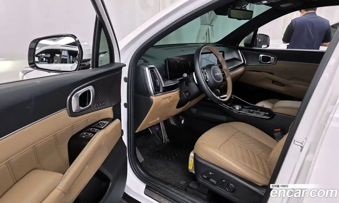 Kia Sorento 2024 1.6 Автомат в Москве № 131813, фото 3