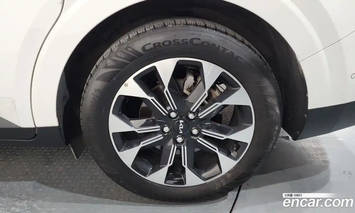 Kia Canival 2023 3.5 Автомат в Москве № 132073, фото 13