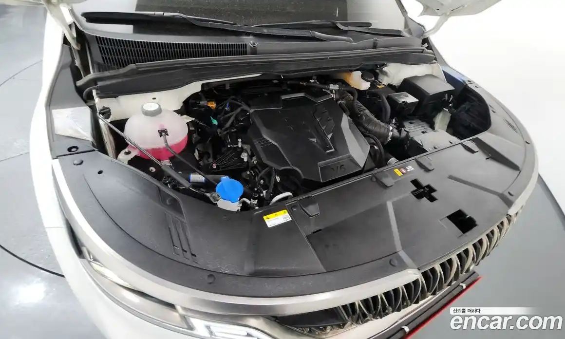 Kia Canival 2023 3.5 Автомат в Москве № 132073, фото 18