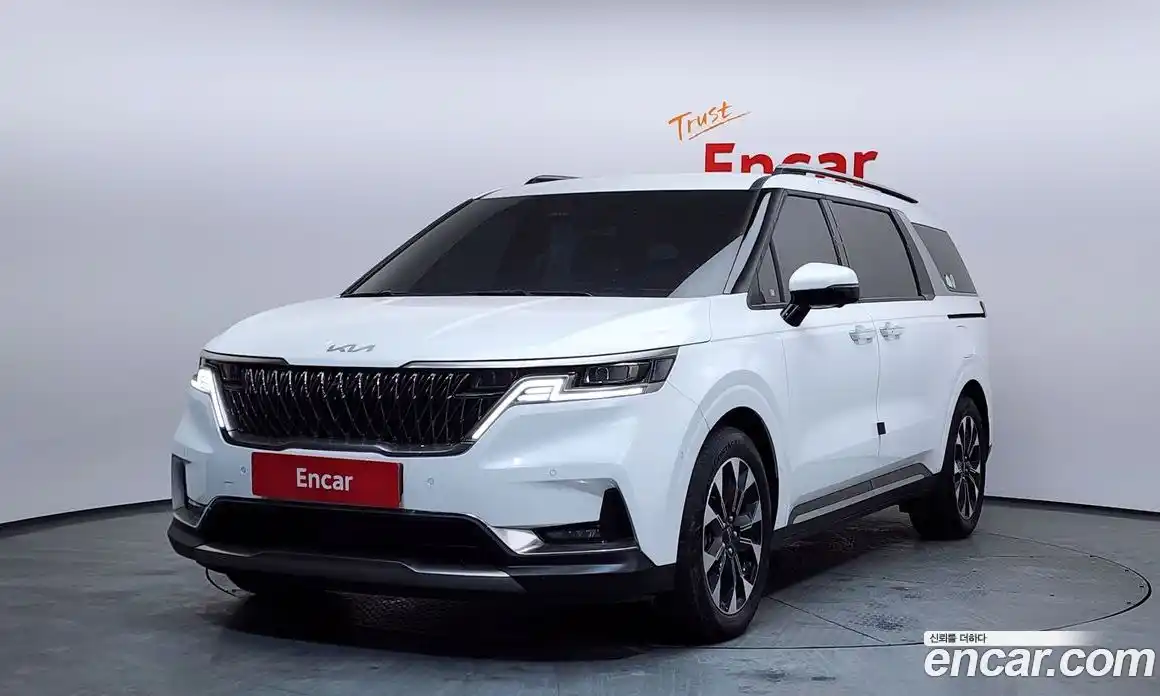 Kia Canival 2023 3.5 Автомат в Москве № 132073, фото 8