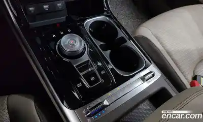 Kia Canival 2023 3.5 Автомат в Москве № 132073, миниатюра 9