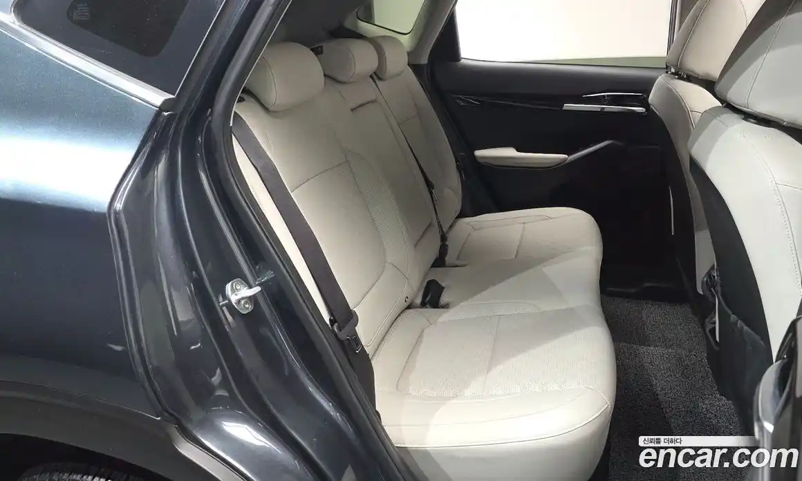 Kia Seltos 2022 1.6 Автомат в Москве № 132626, фото 11