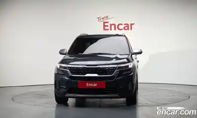 Kia Seltos 2022 1.6 Автомат в Москве № 132626, миниатюра 3