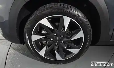 Kia Seltos 2022 1.6 Автомат в Москве № 132626, миниатюра 5