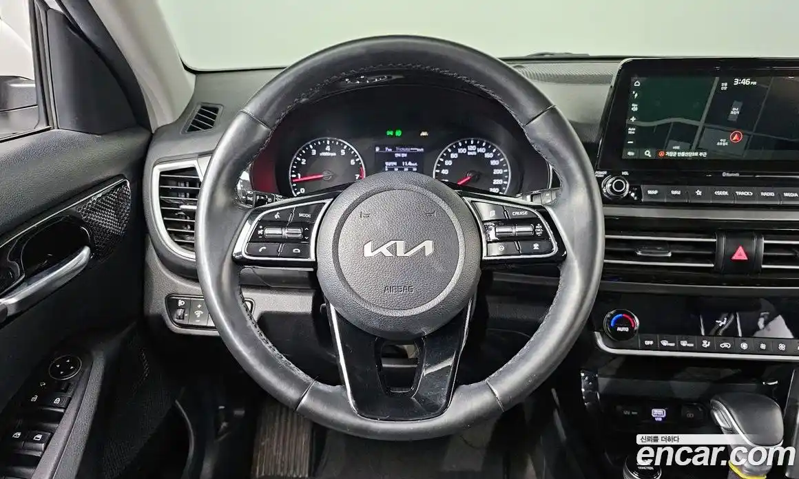 Kia Seltos 2022 1.6 Автомат в Москве № 133696, фото 16