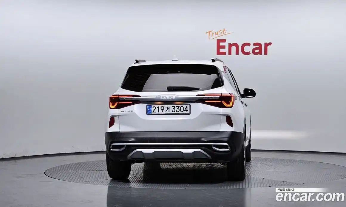 Kia Seltos 2022 1.6 Автомат в Москве № 133696, фото 19