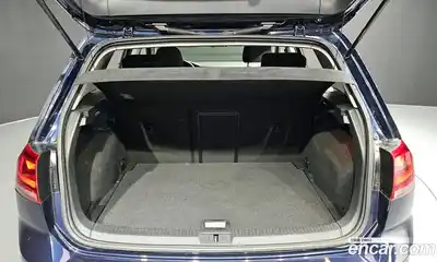 Volkswagen Golf 2015 1.6 Автомат в Москве № 136334, миниатюра 2