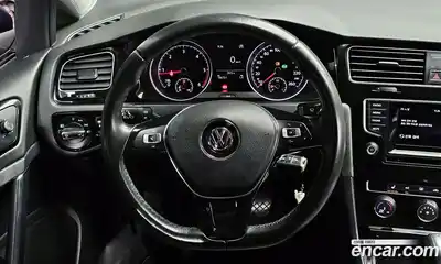 Volkswagen Golf 2015 1.6 Автомат в Москве № 136334, миниатюра 6