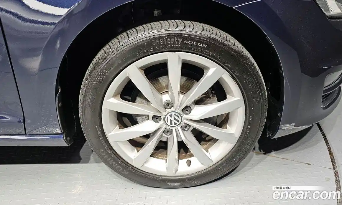 Volkswagen Golf 2015 1.6 Автомат в Москве № 136334, фото 9