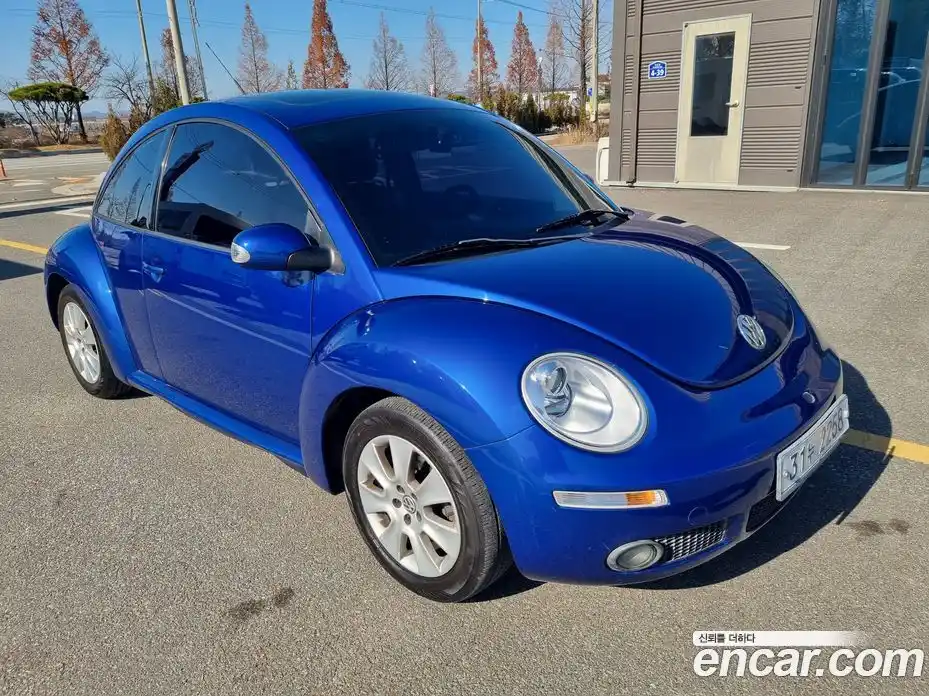 Volkswagen Beatle 2009 2.0 Автомат в Москве № 136463, фото 3