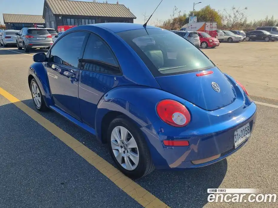 Volkswagen Beatle 2009 2.0 Автомат в Москве № 136463, фото 6