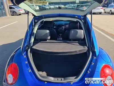 Volkswagen Beatle 2009 2.0 Автомат в Москве № 136463, миниатюра 7