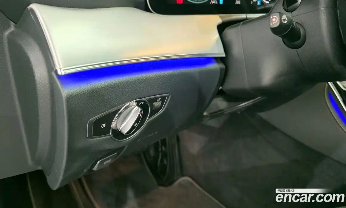 Mercedes-Benz E-Class 2021 2.0 Автомат в Москве № 136715, фото 12