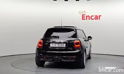 Mini Cooper, 2015