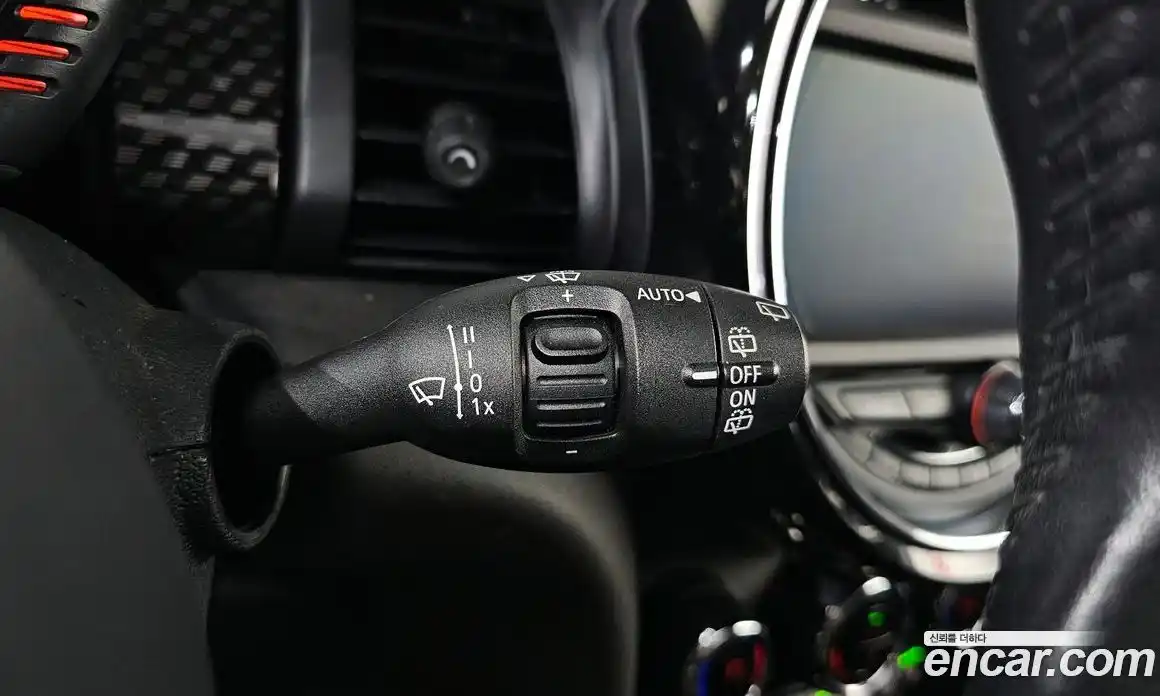 Mini Cooper 2015 2.0 Автомат в Москве № 139042, фото 14