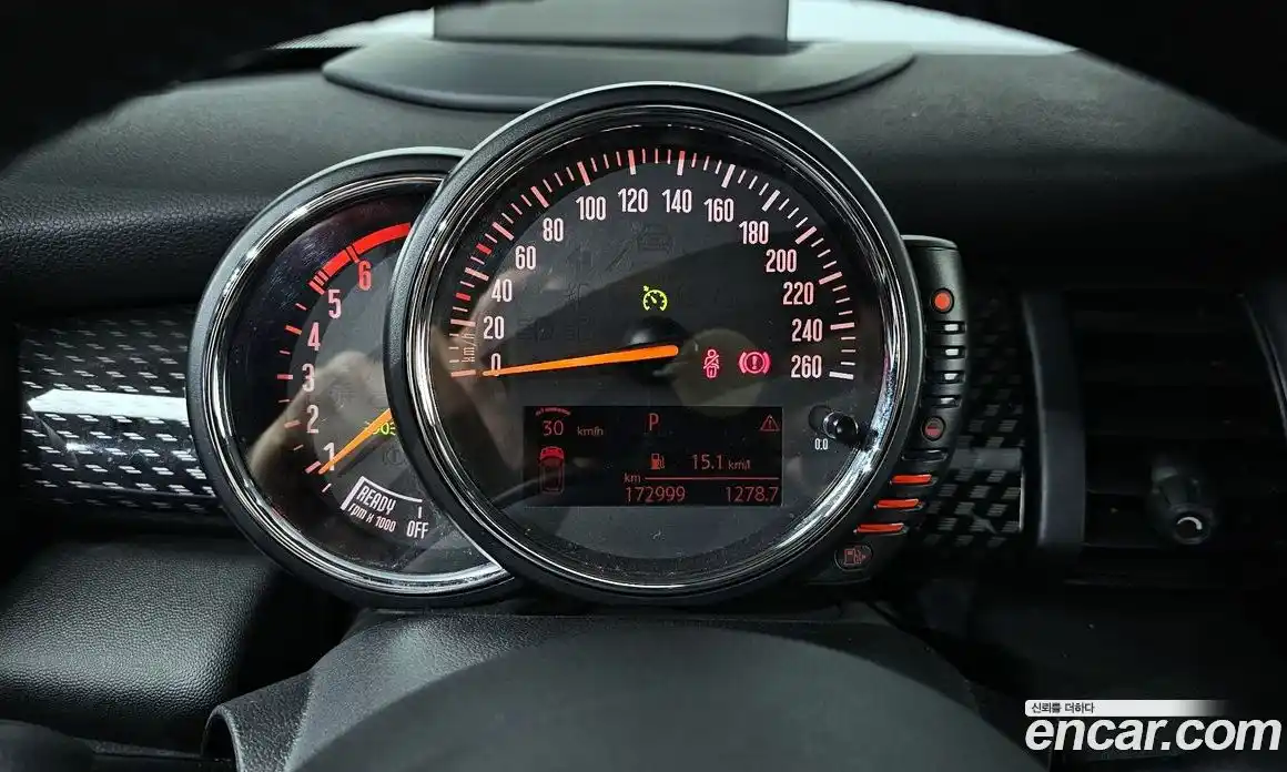 Mini Cooper 2015 2.0 Автомат в Москве № 139042, фото 16