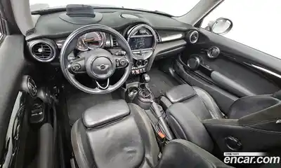 Mini Cooper 2015 2.0 Автомат в Москве № 139042, миниатюра 2