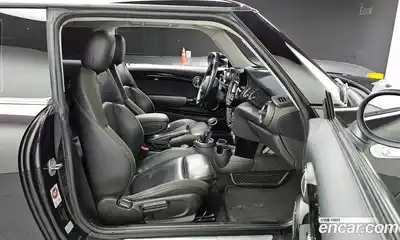 Mini Cooper 2015 2.0 Автомат в Москве № 139042, миниатюра 10