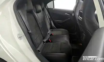 Mercedes-Benz A-Class 2018 1.6 Автомат в Москве № 140278, миниатюра 9